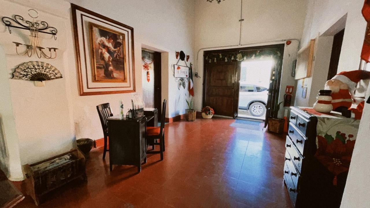 Hostal La Espanola Parras Parras de la Fuente Bagian luar foto